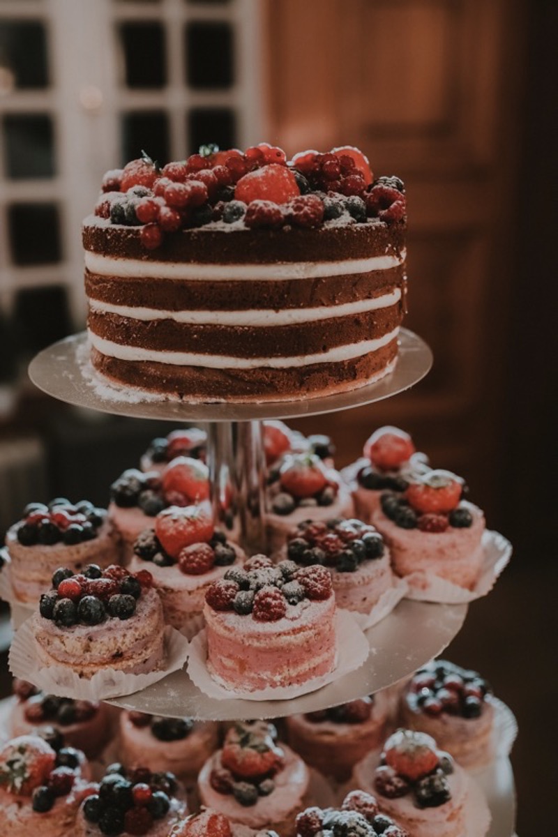 Hochzeitstorte kleine Törtchen, Berry Cake