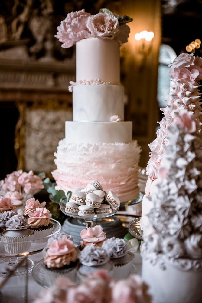 Hochzeitstorte Fondant Rosa, Glamouröse Torte, Schlosshochzeit