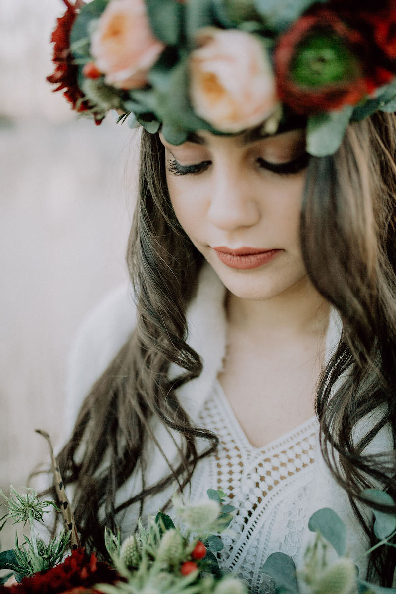 Bohobraut, Brautfrisur, Brautfrisur Ideen, Brautaccessoires, Brautschmuck, Brautmake-up, Make-up Hochzeit, Styling Hochzeit, Hochzeitsstyling Braut