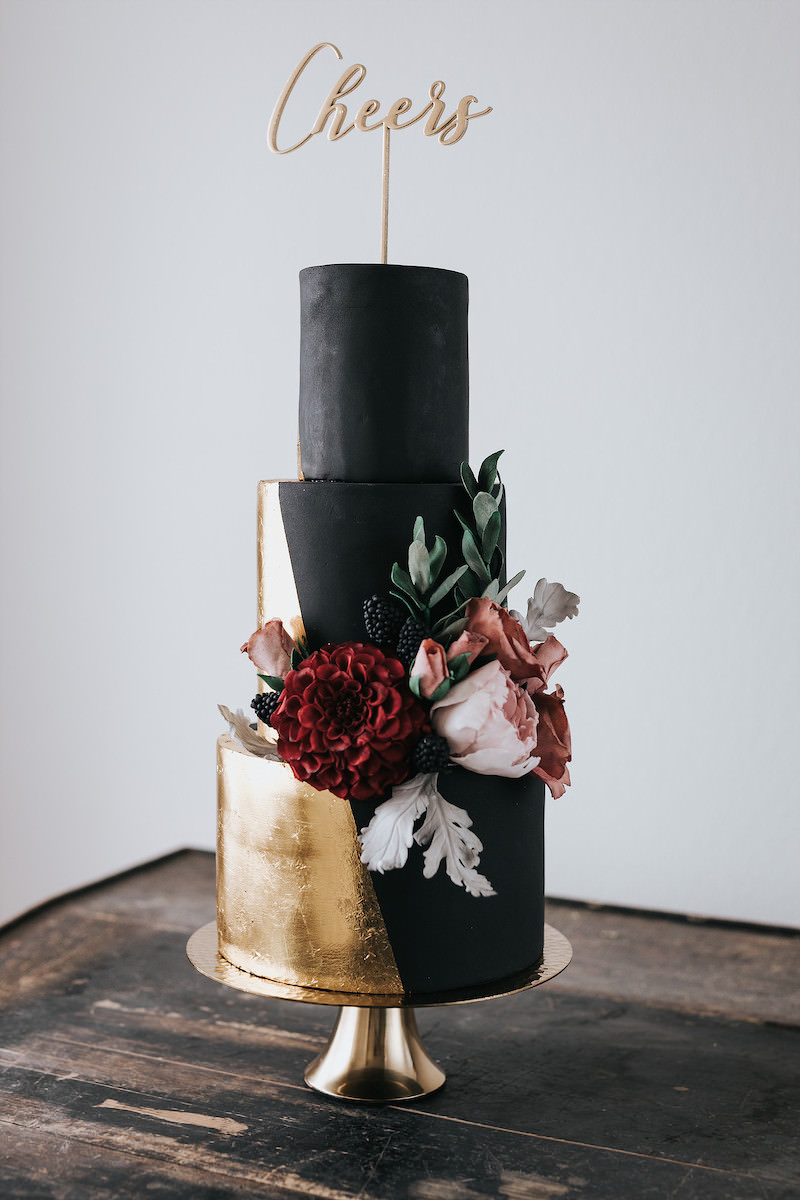 Hochzeitstorte Schwarz Gold, Boho Glam Moody