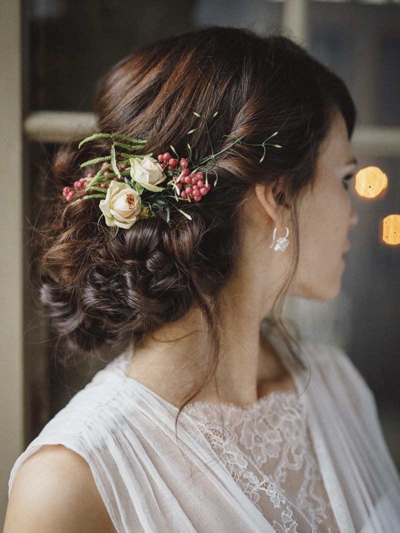 Brautfrisur Ideen, Brautaccessoires, Brautschmuck, Brautmake-up, Make-up Hochzeit, Styling Hochzeit, Hochzeitsstyling Braut, Flowercrown Hochzeit, Flowercrown Braut, Blumenschmuck Brautfrisur