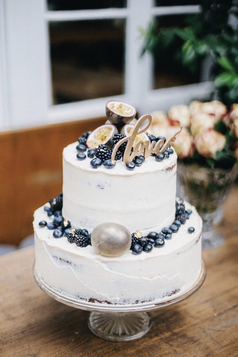 Hochzeitstorte Creme Weiß, Passionsfrucht