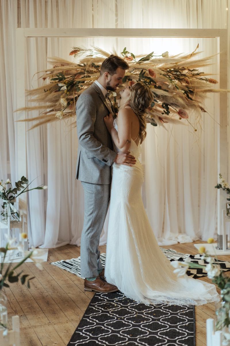 Brautkleid, Luft & Liebe Brautmoden