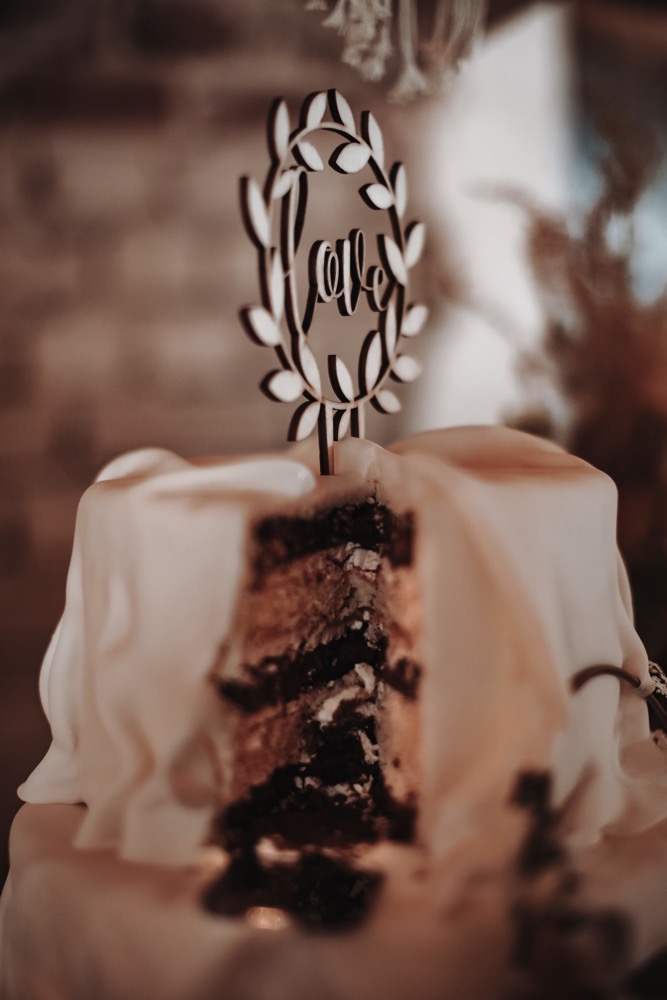 Eine Scheunenhochzeit zum Wohlfühlen mit rustikalem Vintage-Boho Flair in zarten Rosatönen