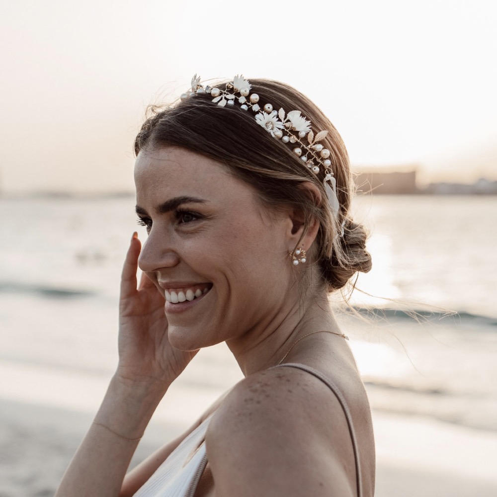 by JoAnn - Hochzeitsschmuck und kuratierter Designerschmuck zur Hochzeit Brautschuhe, Perlenschuhe, Hochzeitsschuhe, Brautschuh Perlen, Perlen Hochzeit