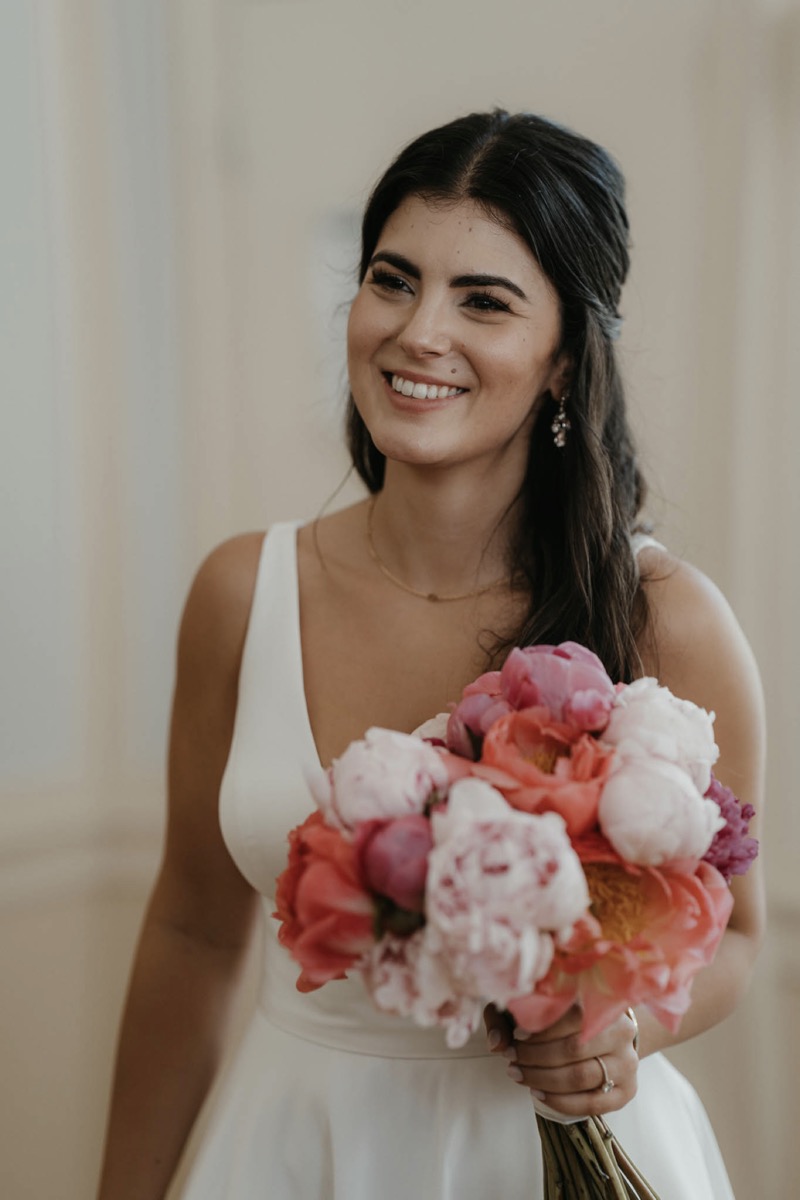 Brautmakeup, Brautfrisur, Brautfrisuren, Hochzeitsmakeup, Hochzeitsfrisur, DIY Brautfrisur, DIY Brautmakeup, Brautstyling, DIY Brautstyling, Updo, Hochsteckfrisur, Hochzeitsfrisur