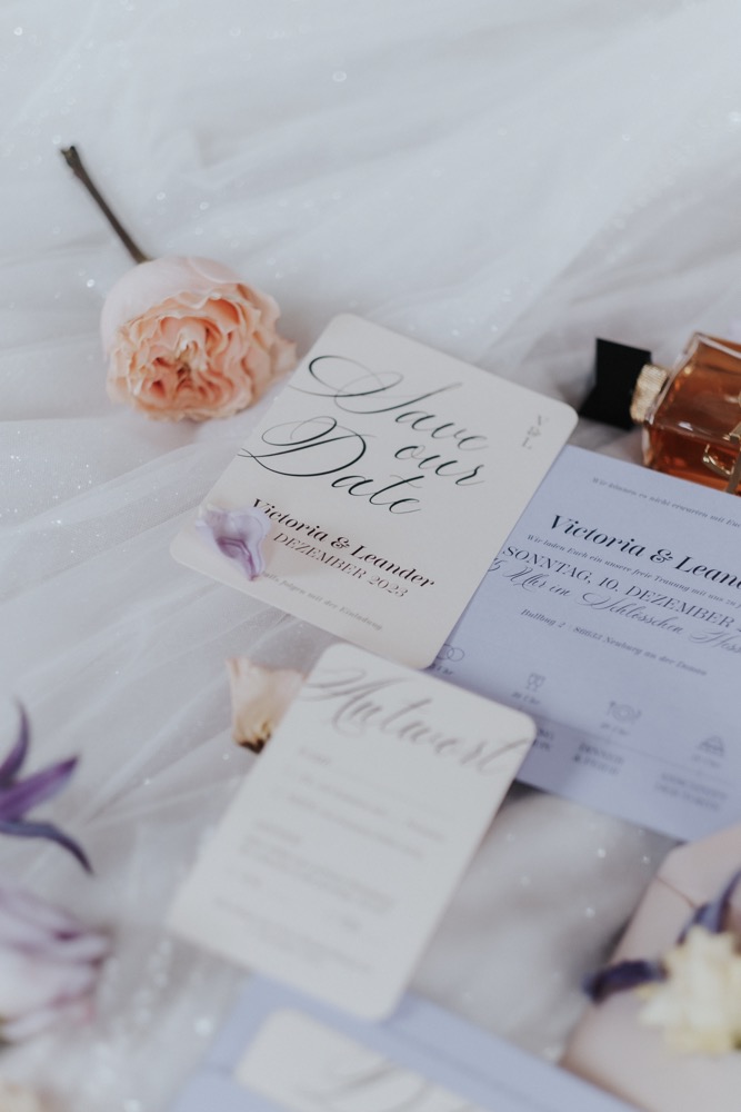 Modern Romance Hochzeit, Bunte Hochzeit, Bunte Schlosshochzeit, Schlösschen Hessellohe