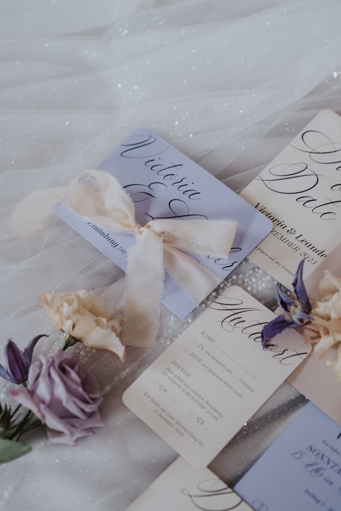 Modern Romance Hochzeit, Bunte Hochzeit, Bunte Schlosshochzeit, Schlösschen Hessellohe