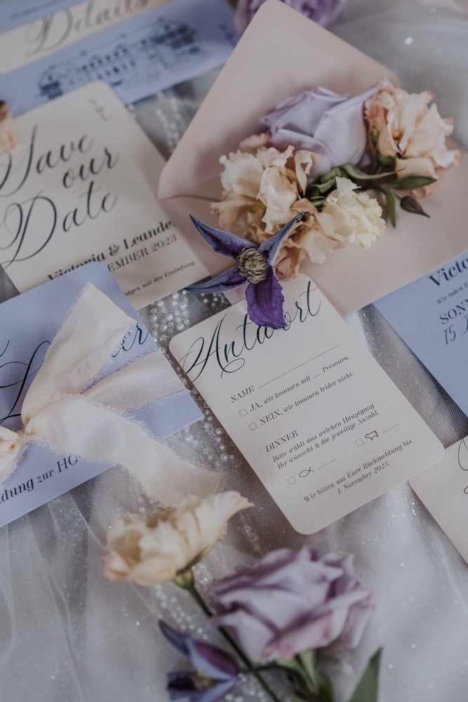 Modern Romance Hochzeit, Bunte Hochzeit, Bunte Schlosshochzeit, Schlösschen Hessellohe