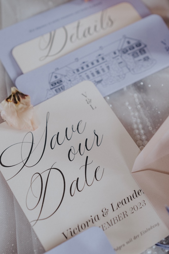 Modern Romance Hochzeit, Bunte Hochzeit, Bunte Schlosshochzeit, Schlösschen Hessellohe