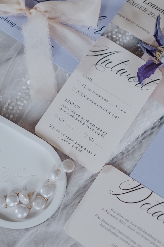 Modern Romance Hochzeit, Bunte Hochzeit, Bunte Schlosshochzeit, Schlösschen Hessellohe