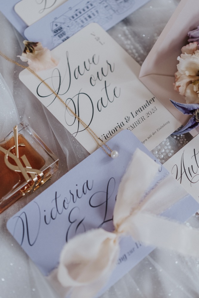 Modern Romance Hochzeit, Bunte Hochzeit, Bunte Schlosshochzeit, Schlösschen Hessellohe