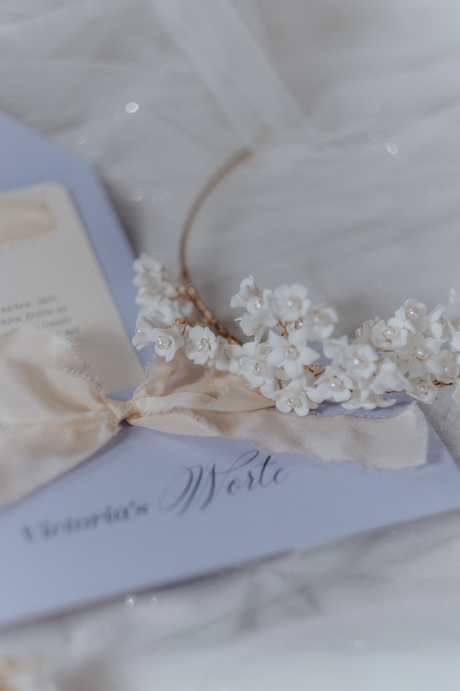 Modern Romance Hochzeit, Bunte Hochzeit, Bunte Schlosshochzeit, Schlösschen Hessellohe
