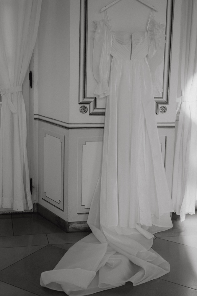 Modern Romance Hochzeit, Bunte Hochzeit, Bunte Schlosshochzeit, Schlösschen Hessellohe