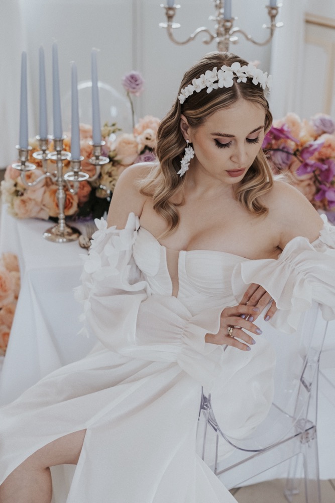 Modern Romance Hochzeit, Bunte Hochzeit, Bunte Schlosshochzeit, Schlösschen Hessellohe