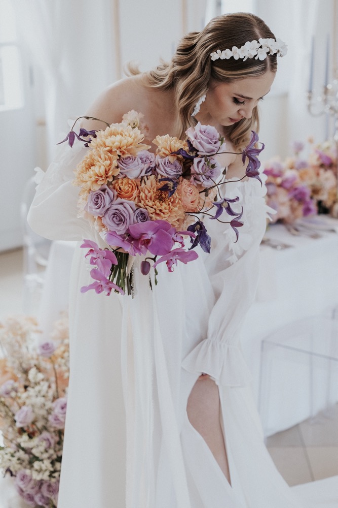 Modern Romance Hochzeit, Bunte Hochzeit, Bunte Schlosshochzeit, Schlösschen Hessellohe