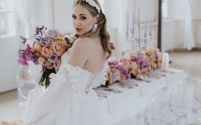 Ciao Colore – Eine Modern Romance Schlosshochzeit in Nuancen von Orange und Violett