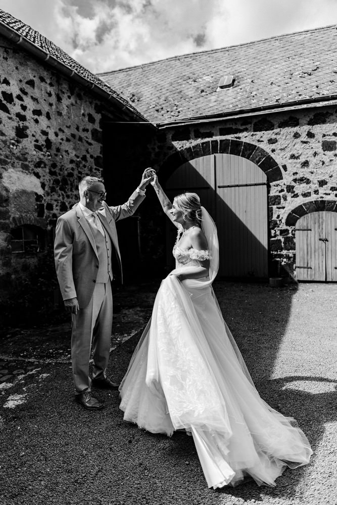 Scheunenhochzeit, Boho-rustikale Scheunenhochzeit, Bauernhof Hochzeit, Waldorfer Höfe Hochzeit, Bauernhofhochzeit, Hochzeit auf einem Bauernhof