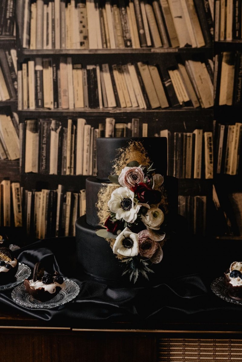Hochzeitstorte Schwarz, Moody Hochzeitstorte