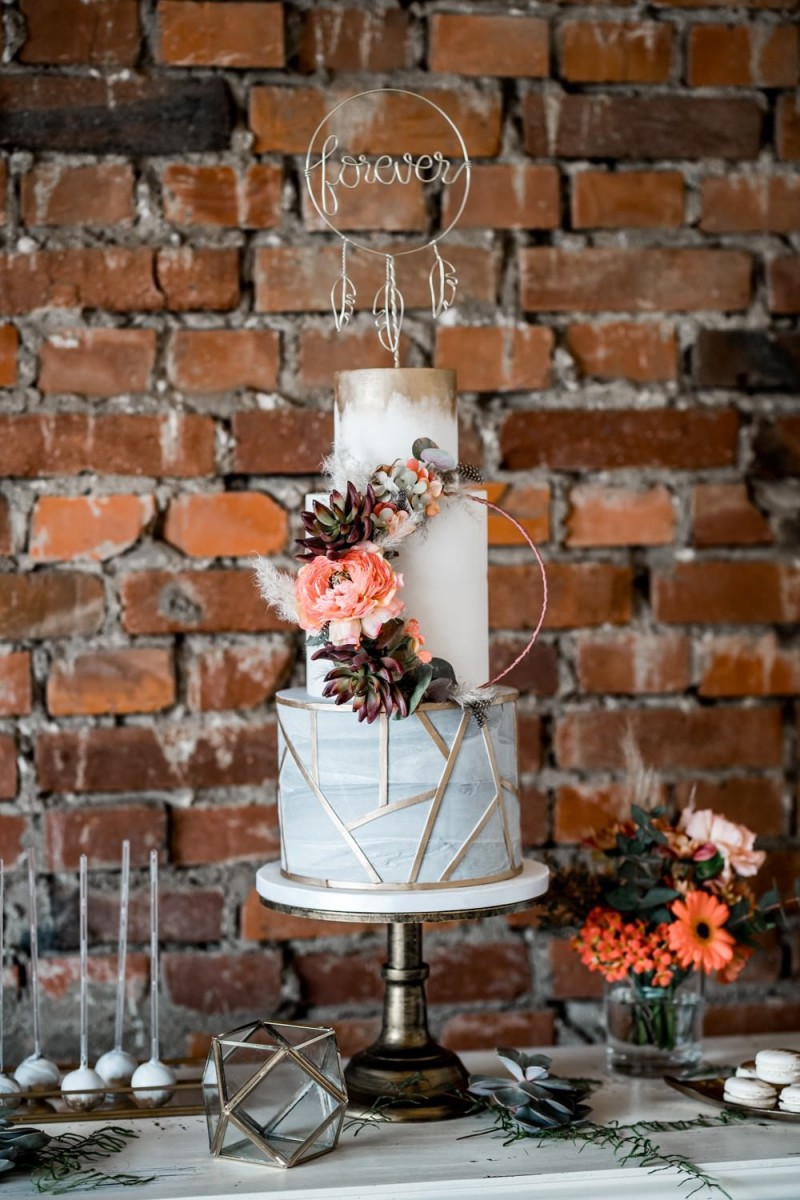 Hochzeitstorte Boho Living Coral, Tortendesign Marmor