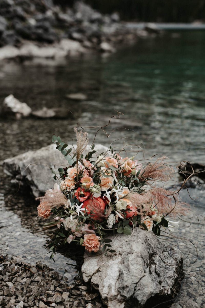 Brautstrauß Living Coral Boho