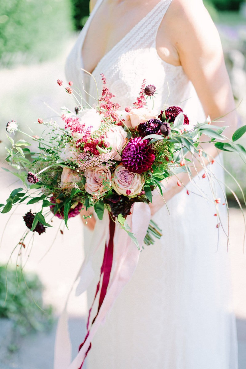 Brautstrauß Boho Rosé Berry