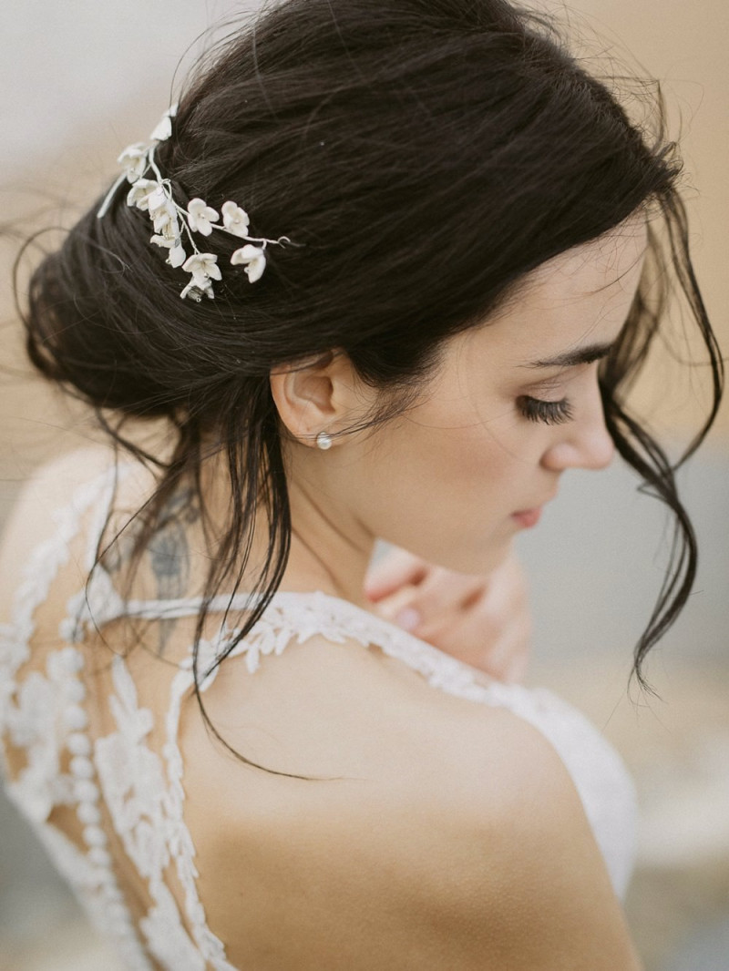 Brautfrisur Ideen, Brautaccessoires, Brautschmuck, Brautmake-up, Make-up Hochzeit, Styling Hochzeit, Hochzeitsstyling Braut, Flowercrown Hochzeit, Flowercrown Braut, Blumenschmuck Brautfrisur