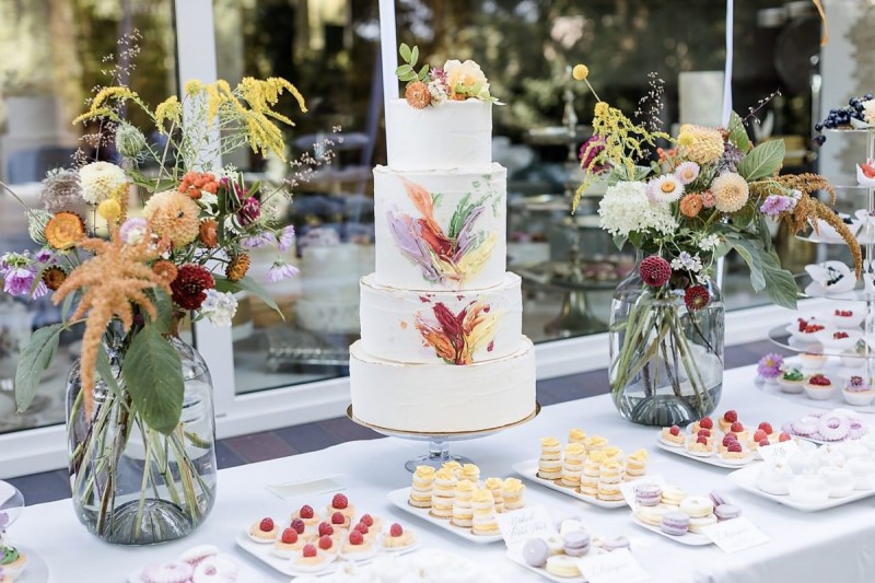 Hochzeitstorte Fondant bunt