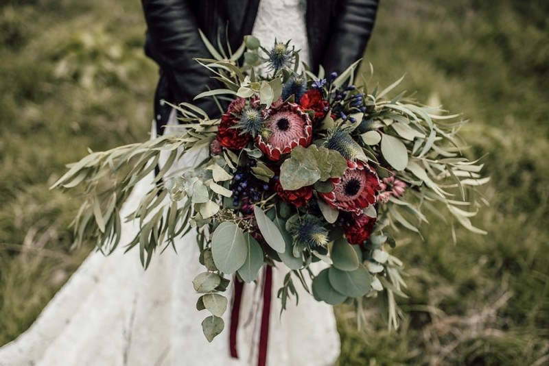 Brautstrauß Greenery Boho Protea