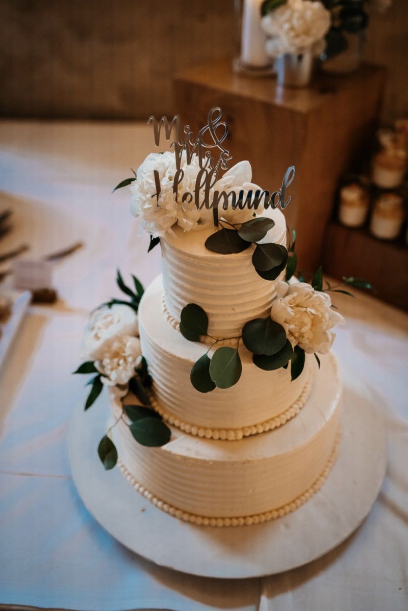 Hochzeitstorte Fondant Weiß