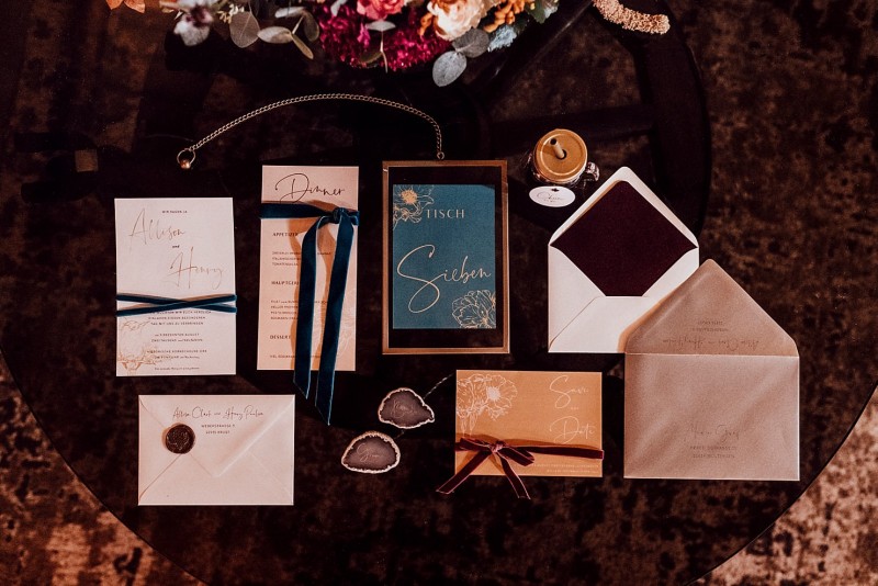 Hochzeitspapeterie Vintage bunt