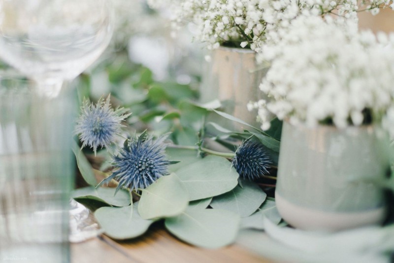 Fotografie: Alina Curten Fine Art Weddings
Konzept: Pink Peanut Weddings l Kerstin Voigt
Papeterie: Marry Paper l Julia Strophff
Floristik: Die Blumenbinder l Dirk Brokinkel
Dekoverleih: romanTisch l Natalia Hulser
Torte: Vintage Cakes l Claudi