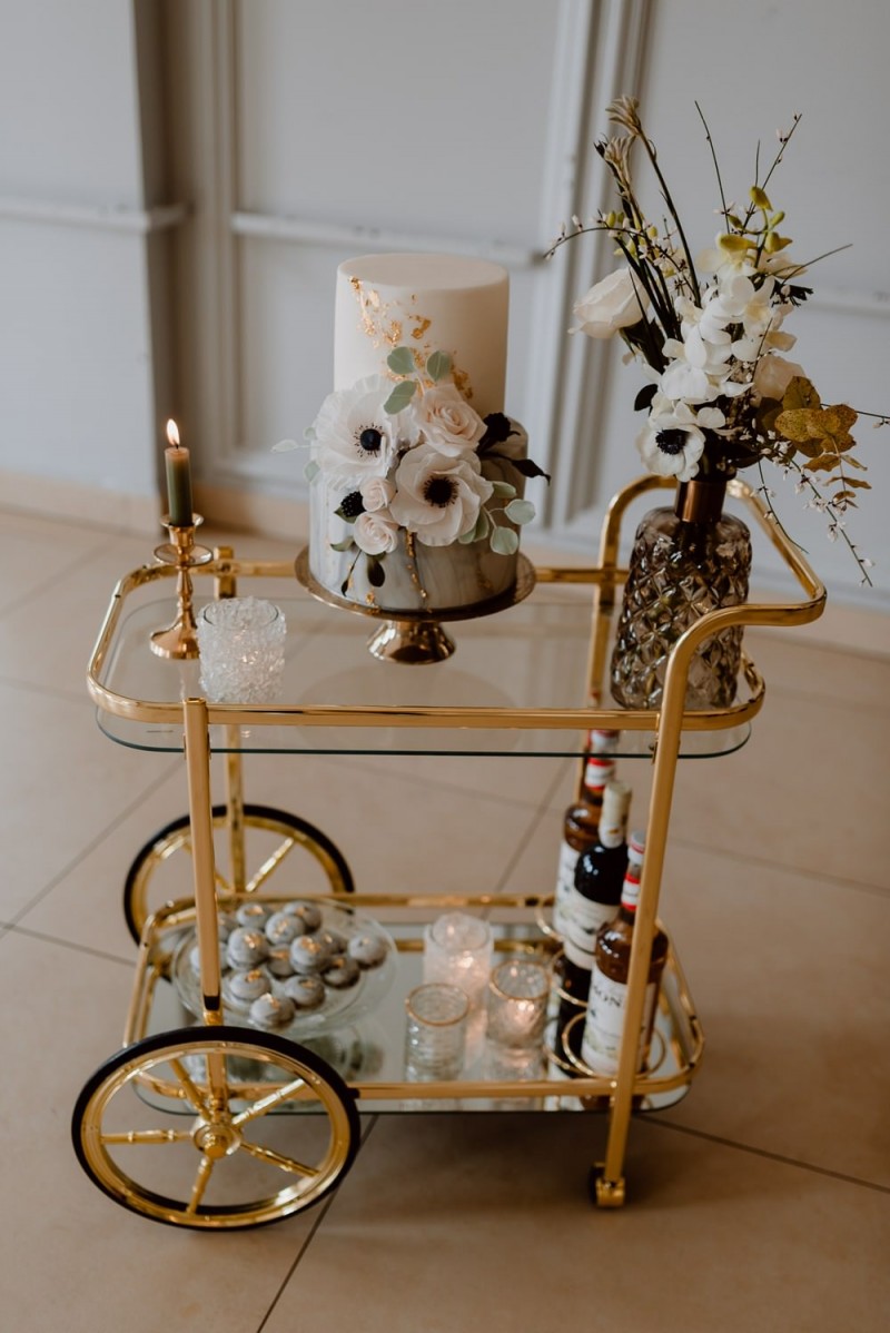 Sweet Table, Klassische Hochzeit, Barwagen