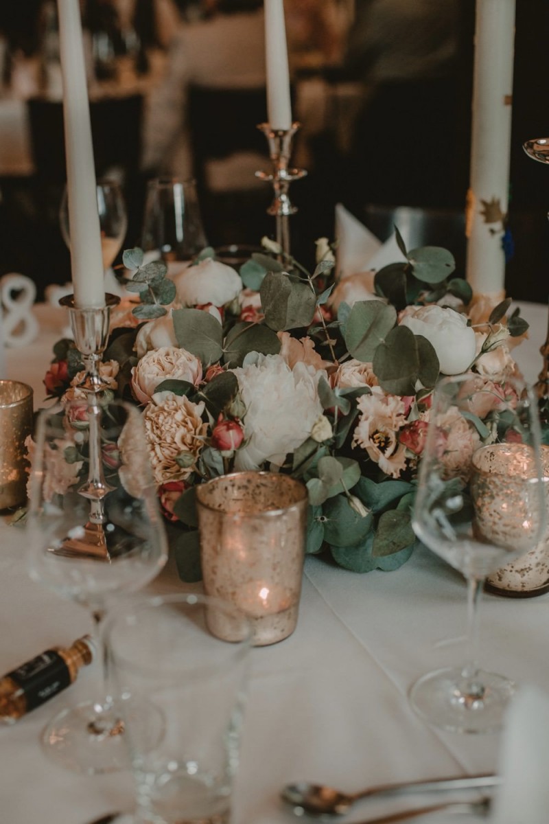 Tischdekoration Hochzeit, Romnatisch moderne Tischdekoration