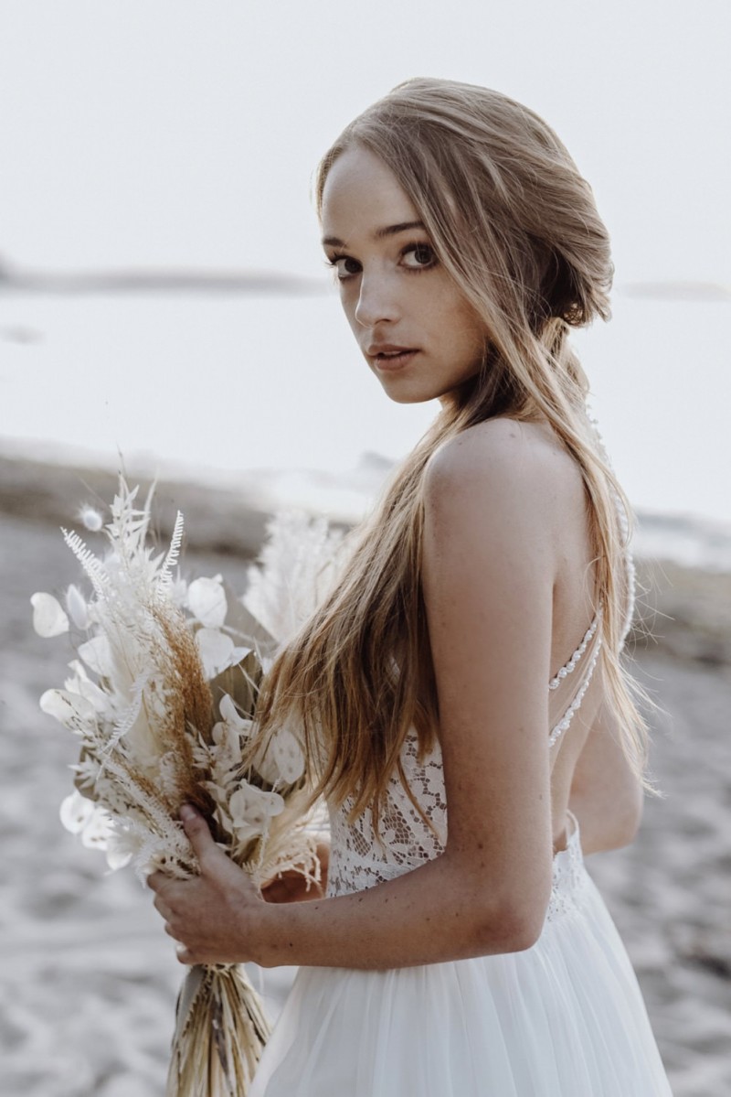 Brautstyling Boho, Bohobraut, Brautfrisur