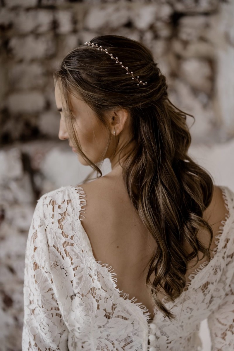 Brautfrisur, Brautstyling, Bohobraut, Hochzeitsfrisur