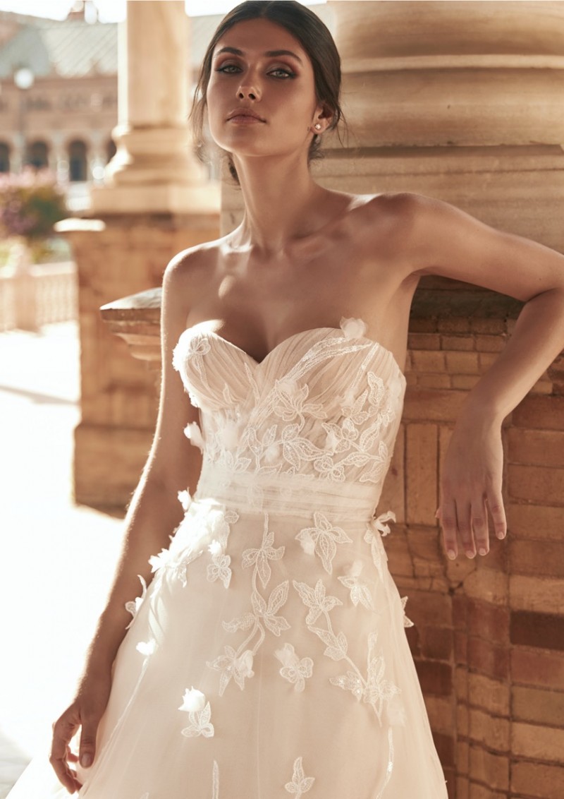 Brautkleid von Pronovias