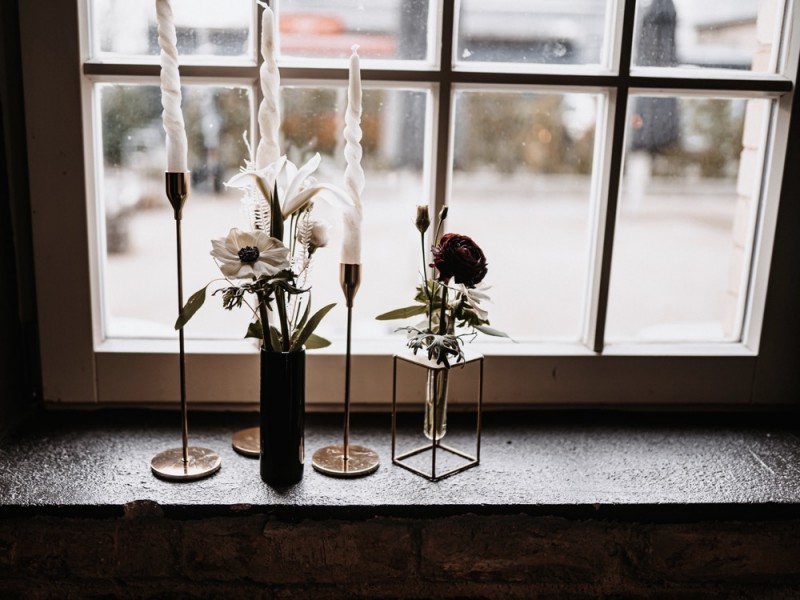 Eine Industrial Hochzeit in Schwarz und Weiß