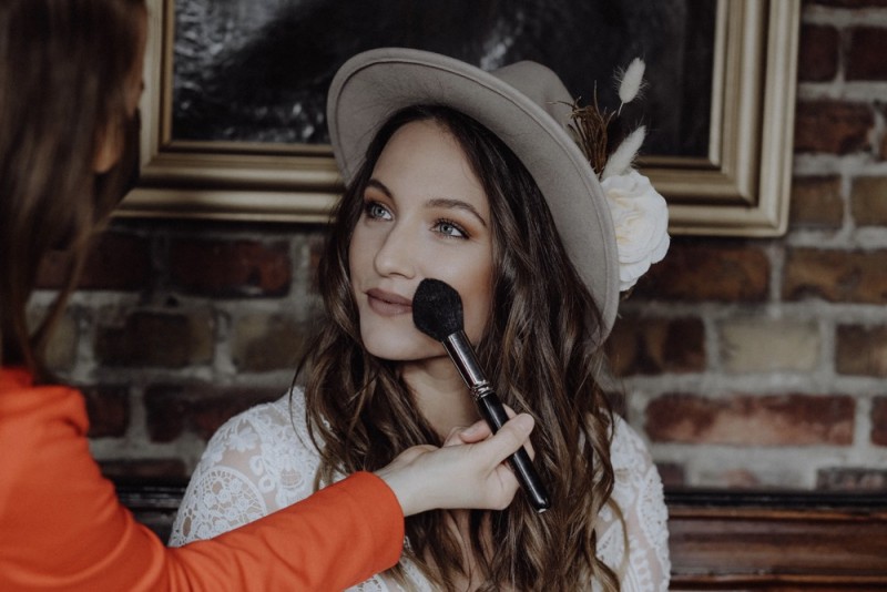 Inspiration einer Bohohochzeit wie in der Toskana in Terrakotta und Sandtönen
