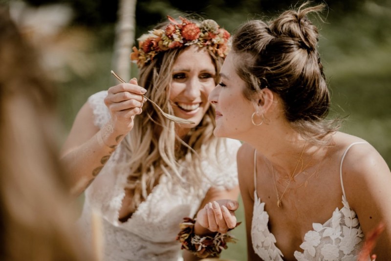 Sommerliche Bohohochzeit Festival im Grünen