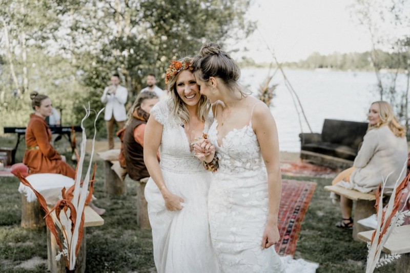 Sommerliche Bohohochzeit Festival im Grünen