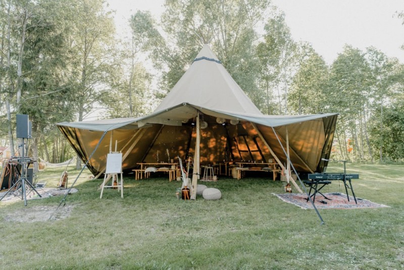 Sommerliche Bohohochzeit Festival im Grünen