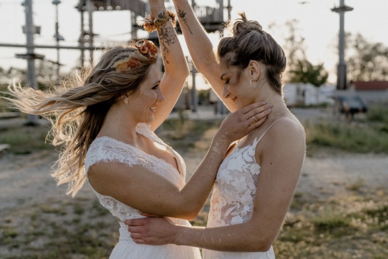 Sommerliche Bohohochzeit Festival im Grünen