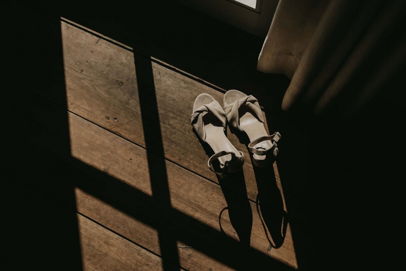 Eine sommerliche Scheunenhochzeit in Burn Orange