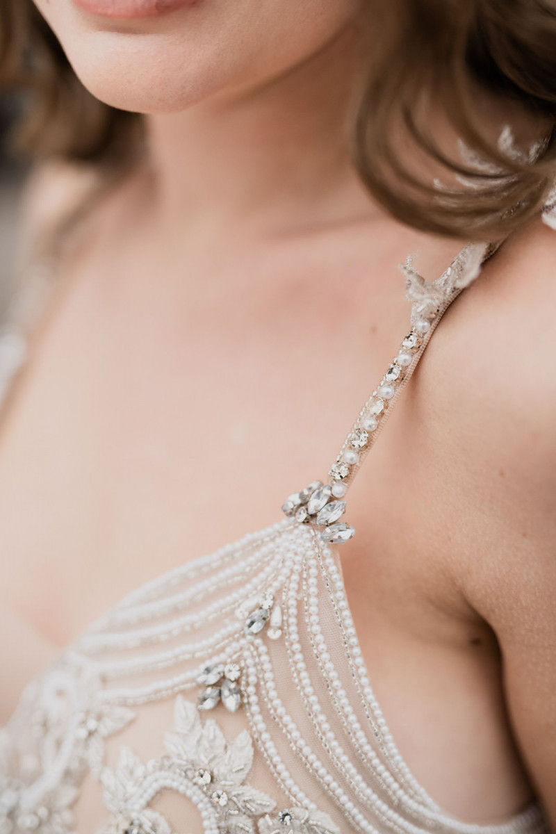 Eine modern-glamouröse Hochzeit im Schloss Hohenkammer in der Trendfarbe Puder