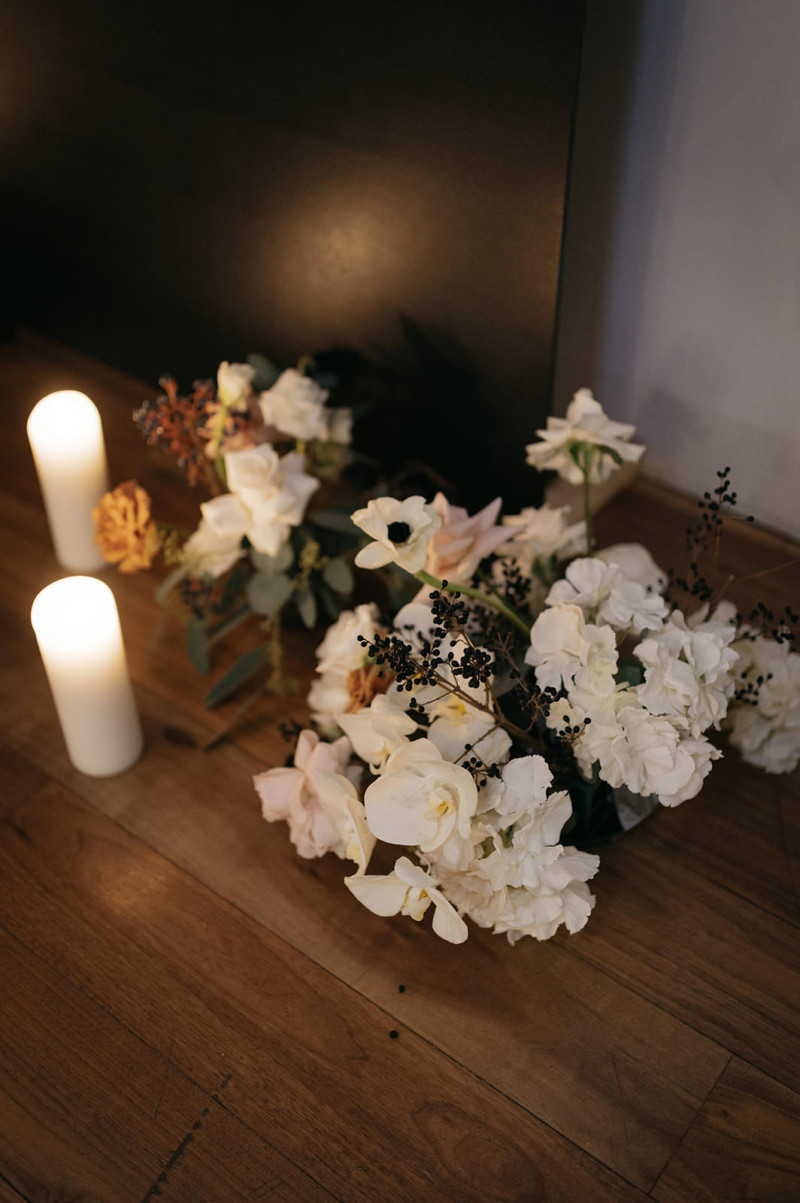Eine modern-glamouröse Hochzeit im Schloss Hohenkammer in der Trendfarbe Puder