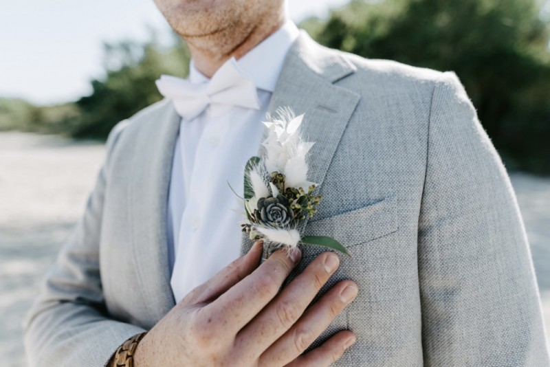 Eine moderne Sommerhochzeit im Greenery Stil im schönen Schlossgut Gross Schwansee