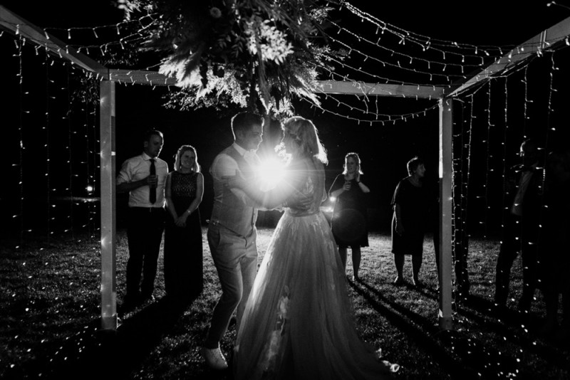 Eine moderne Sommerhochzeit im Greenery Stil im schönen Schlossgut Gross Schwansee