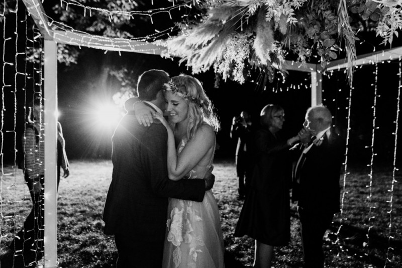 Eine moderne Sommerhochzeit im Greenery Stil im schönen Schlossgut Gross Schwansee