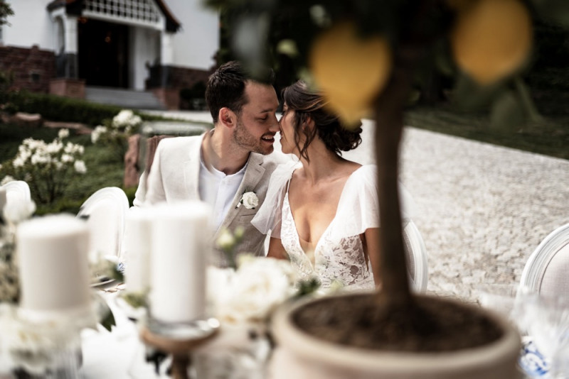 Eine sommerliche Toskana Hochzeit mit Zitrusfrüchten im Hoher Darsberg